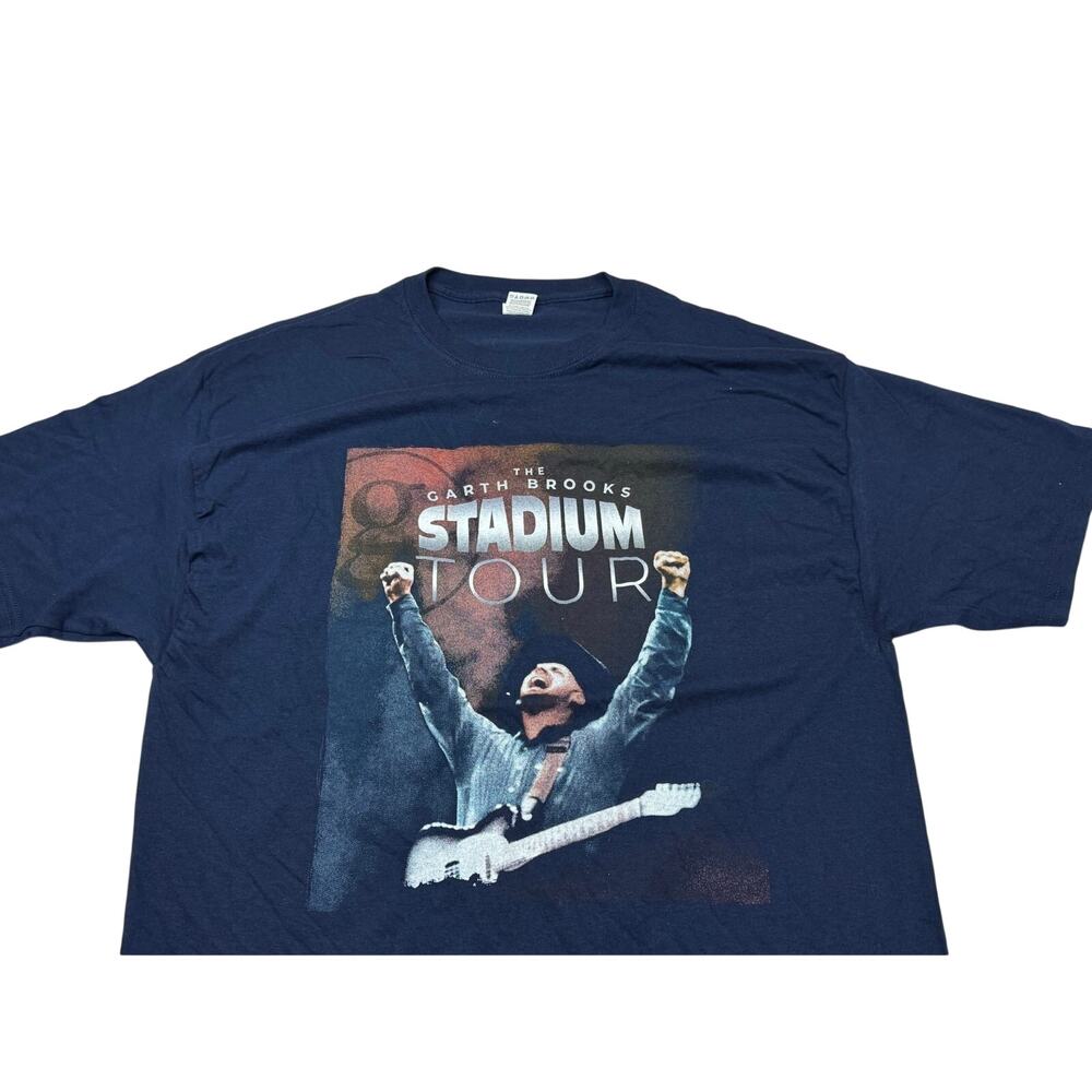 The Garth Brooks Stadium Tour Blue T-Shirt Size Large